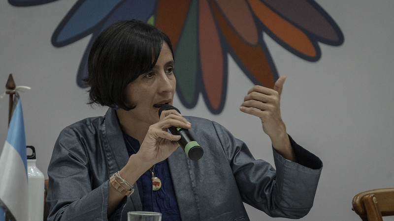 La ministra Susana Muhamad interviene durante un comité para articular actores relacionados con la COP16.